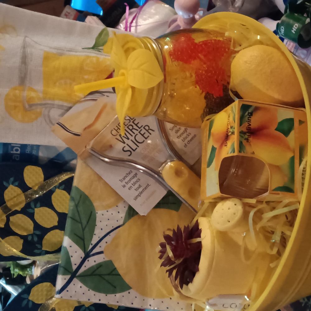 Yellow Lemon-Themed Kitchen Set